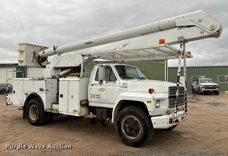 image for item NL9870 1990 Ford F700 bucket truck