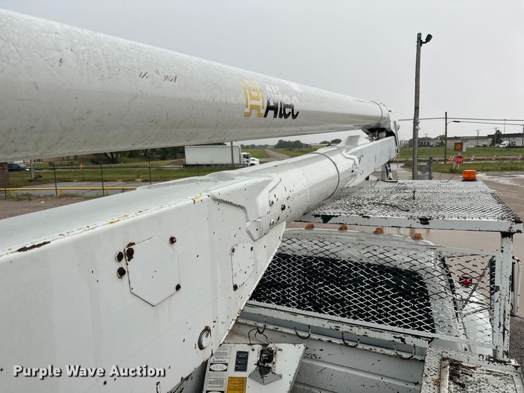 image for item NL9870 1990 Ford F700 bucket truck