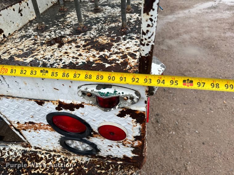 image for item NL9870 1990 Ford F700 bucket truck