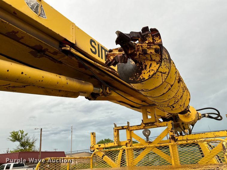 image for item NL9871 1995 Ford F700 digger derrick truck