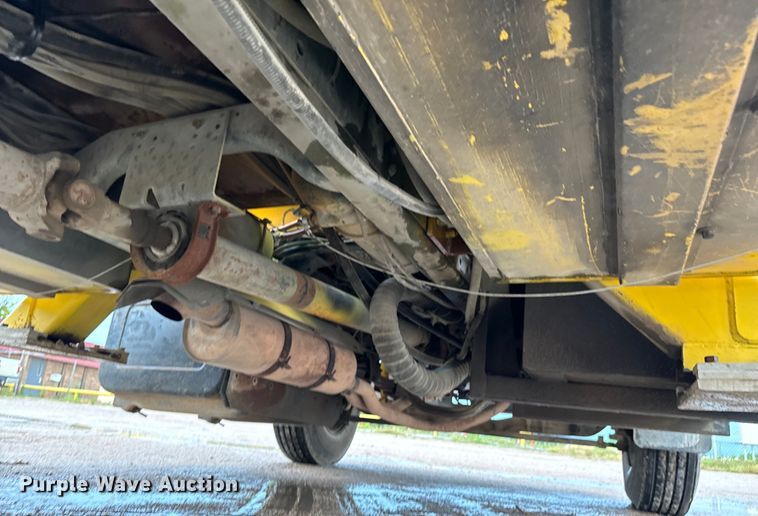 image for item NL9871 1995 Ford F700 digger derrick truck