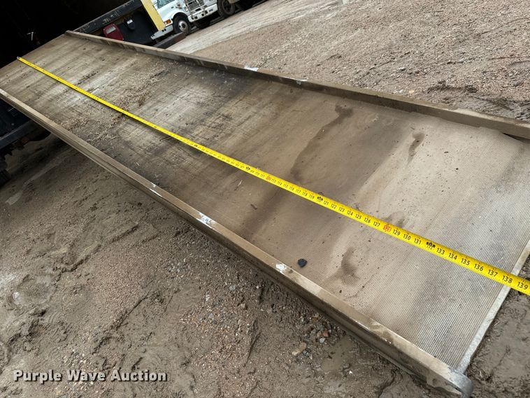 image for item NL9874 1992 GMC TopKick C5500 box truck