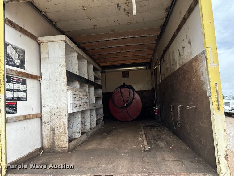 image for item NL9874 1992 GMC TopKick C5500 box truck