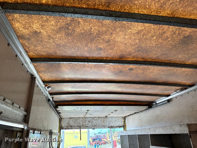 image for item NL9874 1992 GMC TopKick C5500 box truck