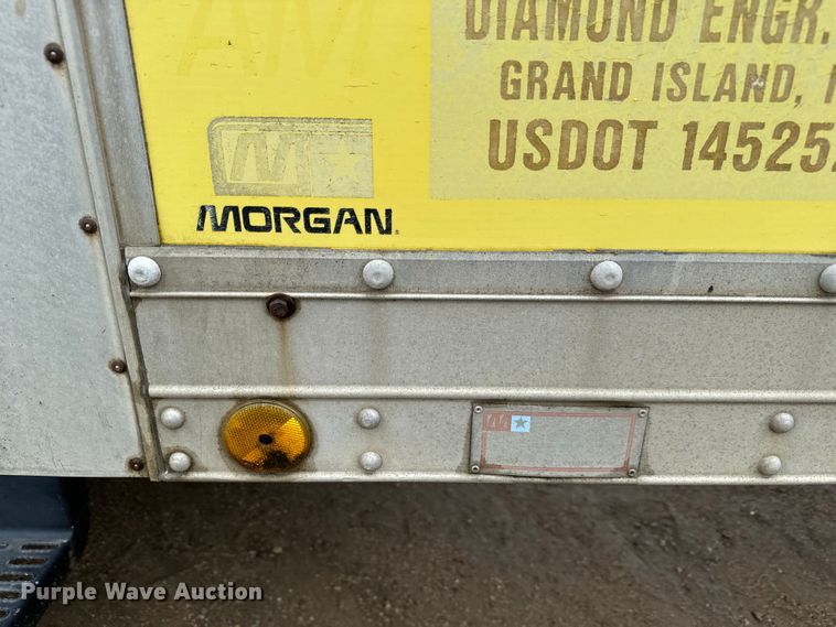 image for item NL9874 1992 GMC TopKick C5500 box truck