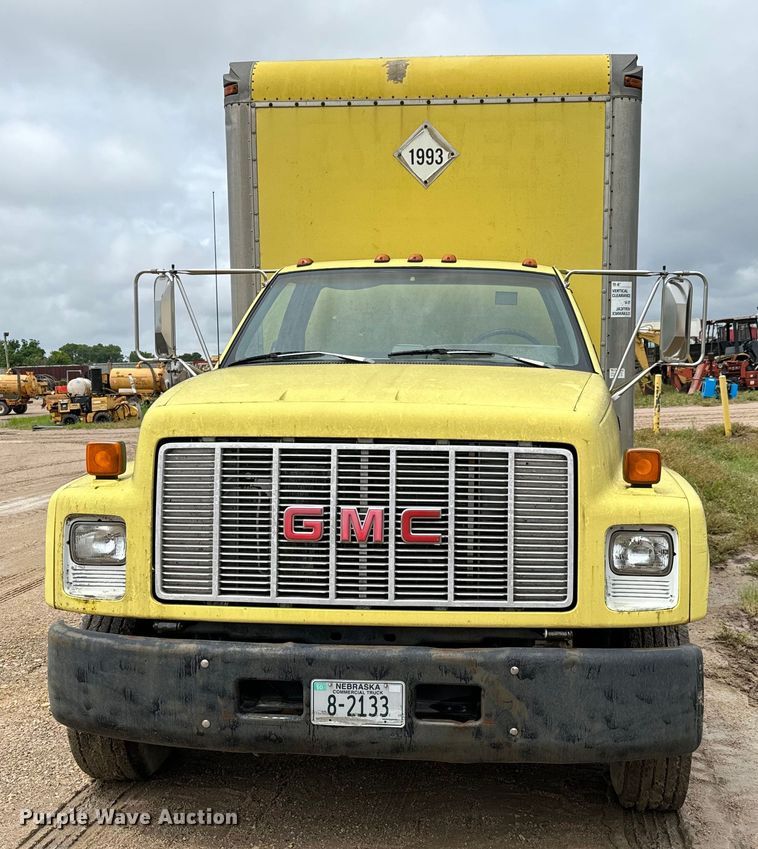 image for item NL9875 1992 GMC TopKick C5500 box truck