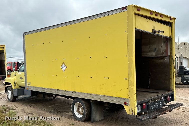 image for item NL9875 1992 GMC TopKick C5500 box truck