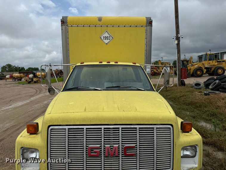 image for item NL9875 1992 GMC TopKick C5500 box truck
