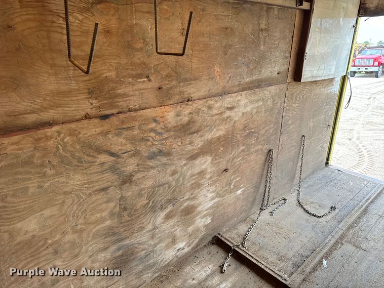 image for item NL9875 1992 GMC TopKick C5500 box truck