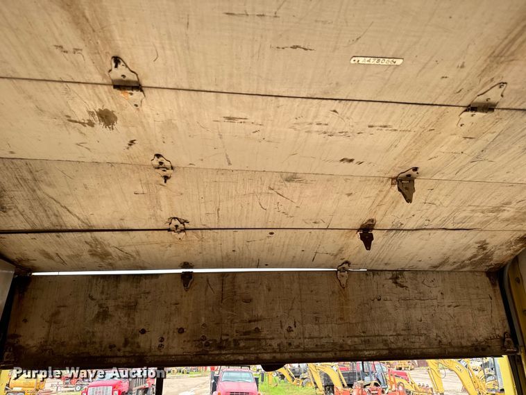 image for item NL9875 1992 GMC TopKick C5500 box truck