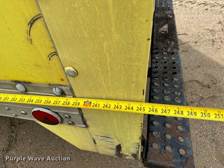 image for item NL9875 1992 GMC TopKick C5500 box truck