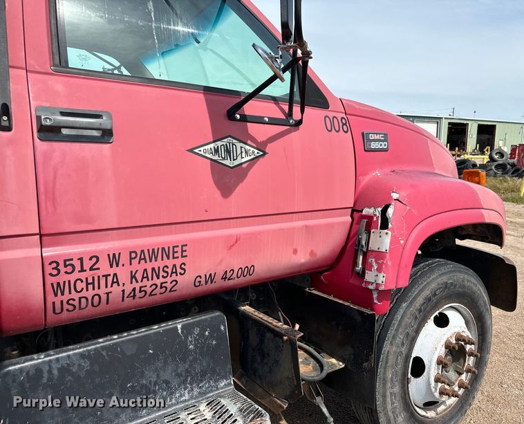 image for item NL9878 1999 GMC C6500 dump truck