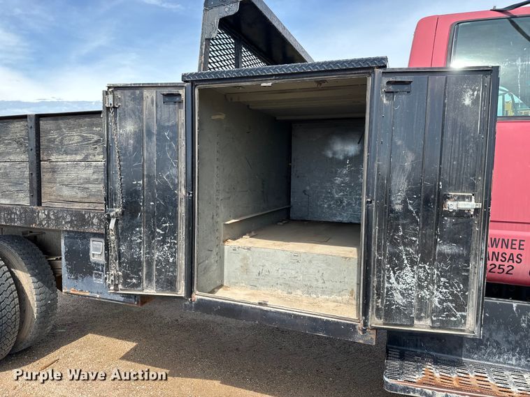 image for item NL9878 1999 GMC C6500 dump truck