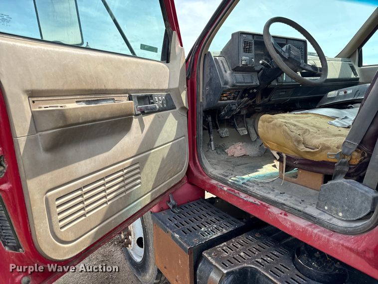 image for item NL9878 1999 GMC C6500 dump truck