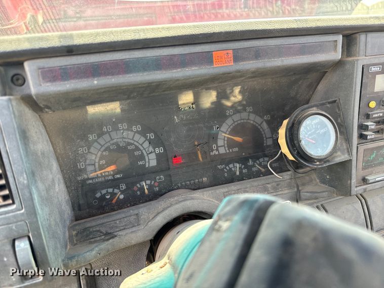 image for item NL9878 1999 GMC C6500 dump truck