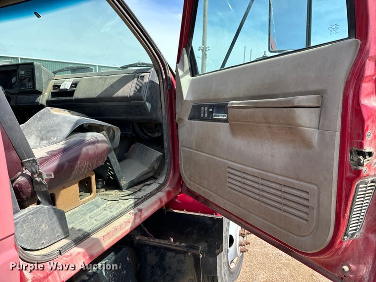 image for item NL9878 1999 GMC C6500 dump truck