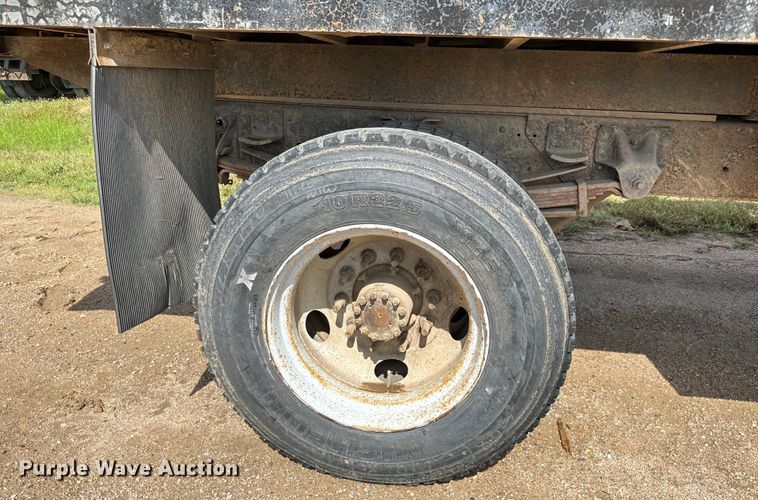 image for item NL9878 1999 GMC C6500 dump truck