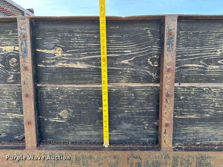 image for item NL9879 1999 GMC TopKick dump truck