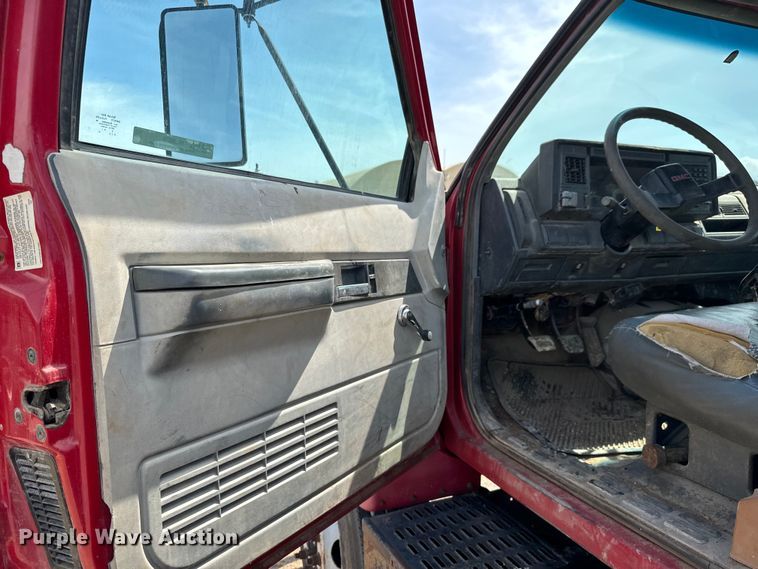 image for item NL9879 1999 GMC TopKick dump truck