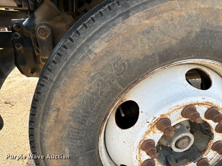 image for item NL9879 1999 GMC TopKick dump truck