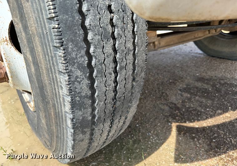 image for item NL9879 1999 GMC TopKick dump truck