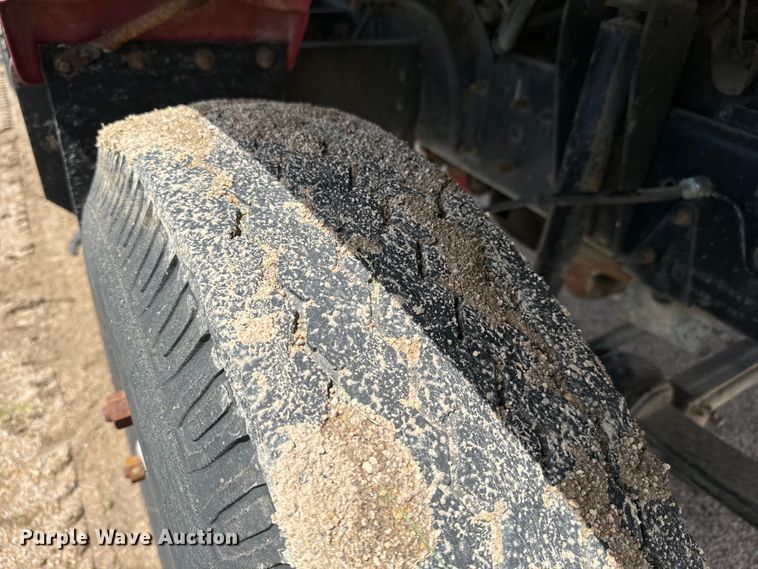 image for item NL9880 1995 GMC TopKick  truck cab and chassis