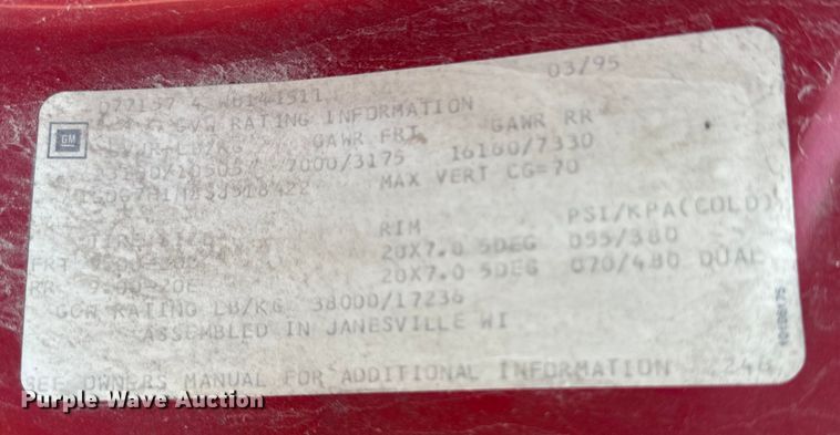 image for item NL9880 1995 GMC TopKick  truck cab and chassis