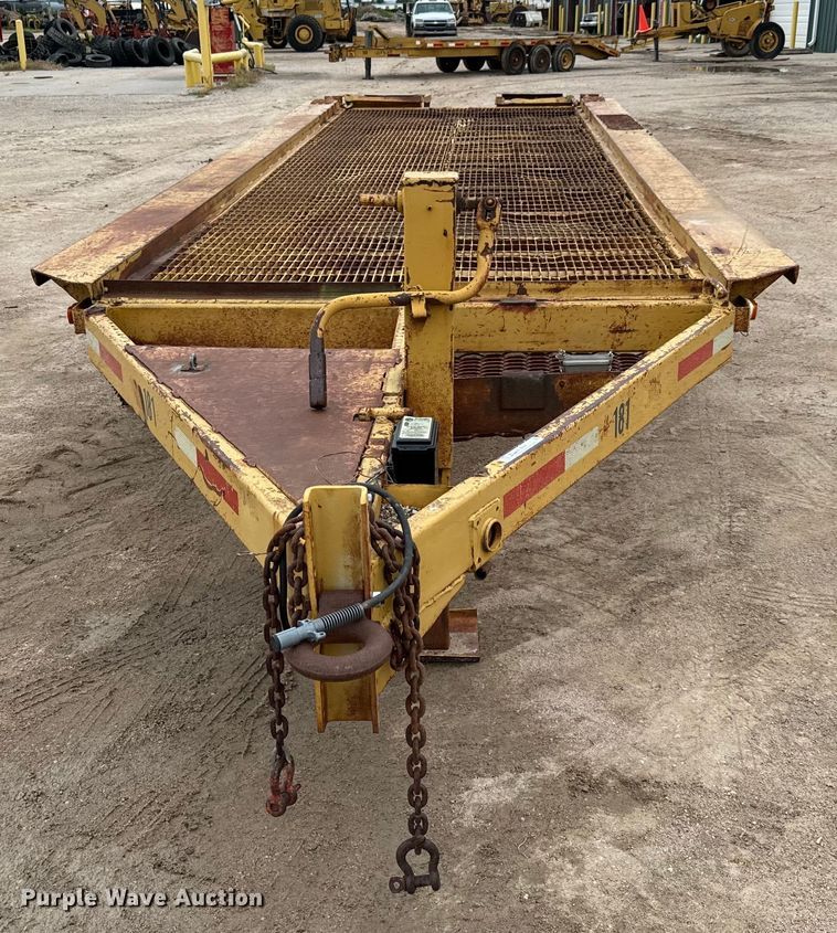 image for item NL9884 1974 Central 18000 equipment trailer