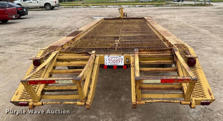 image for item NL9884 1974 Central 18000 equipment trailer