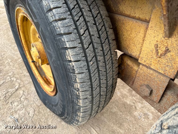 image for item NL9884 1974 Central 18000 equipment trailer