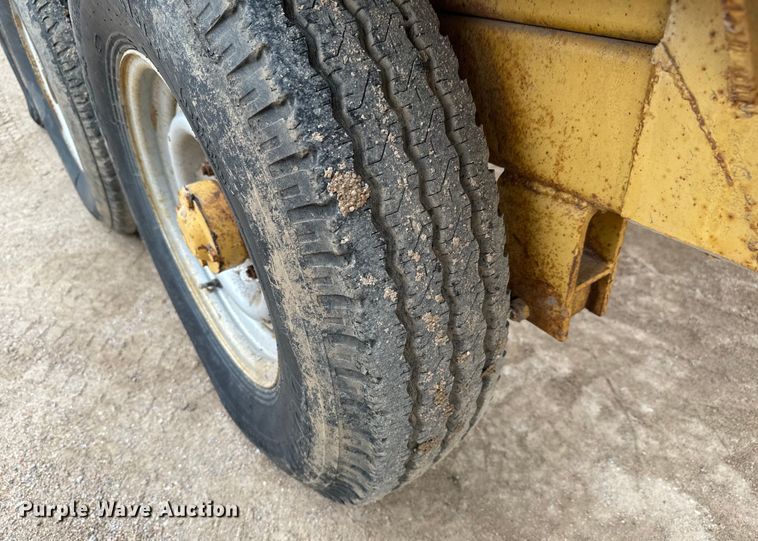 image for item NL9884 1974 Central 18000 equipment trailer