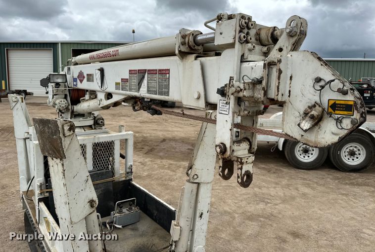 image for item NL9889 2003 SDP  EZ Hauler Series 2 mini digger derrick with trailer