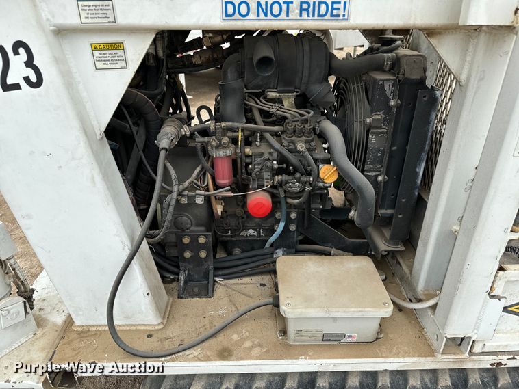 image for item NL9889 2003 SDP  EZ Hauler Series 2 mini digger derrick with trailer