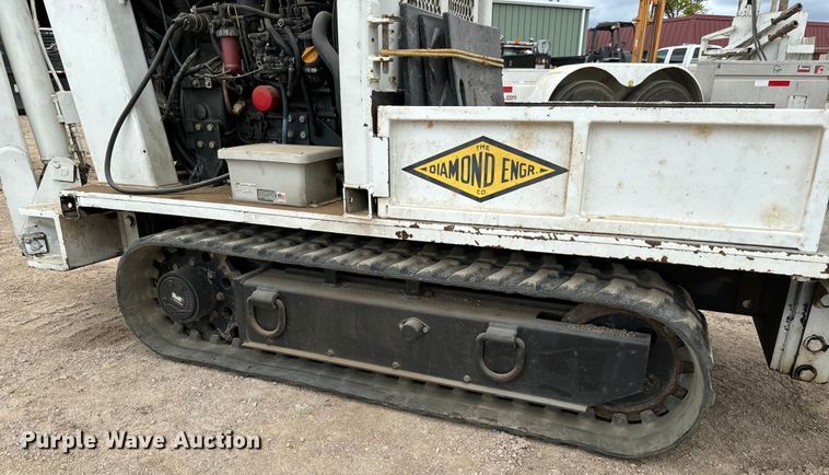 image for item NL9889 2003 SDP  EZ Hauler Series 2 mini digger derrick with trailer