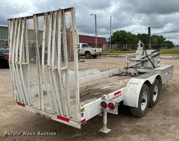 image for item NL9889 2003 SDP  EZ Hauler Series 2 mini digger derrick with trailer