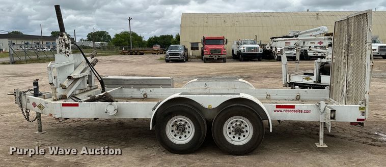 image for item NL9889 2003 SDP  EZ Hauler Series 2 mini digger derrick with trailer