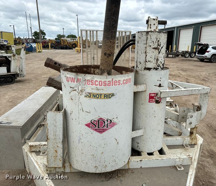 image for item NL9889 2003 SDP  EZ Hauler Series 2 mini digger derrick with trailer