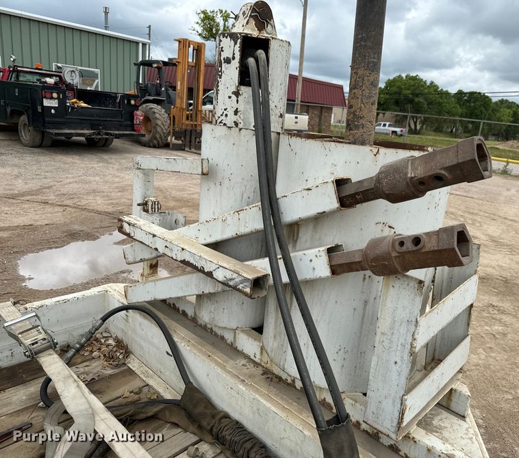 image for item NL9889 2003 SDP  EZ Hauler Series 2 mini digger derrick with trailer