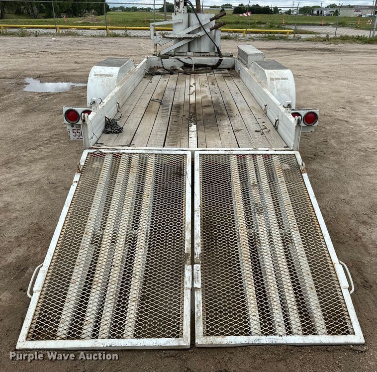 image for item NL9889 2003 SDP  EZ Hauler Series 2 mini digger derrick with trailer