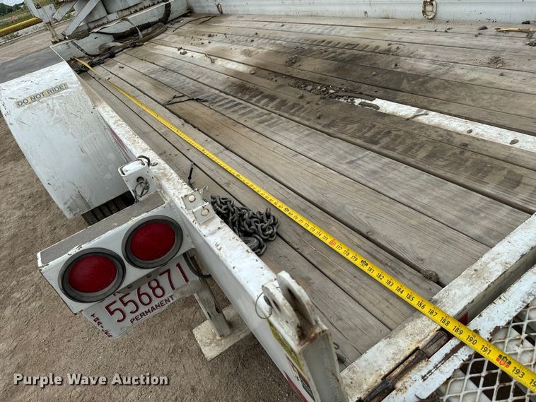 image for item NL9889 2003 SDP  EZ Hauler Series 2 mini digger derrick with trailer