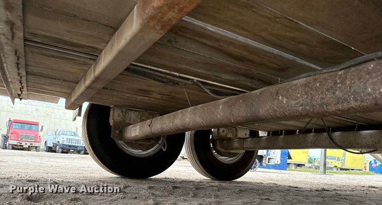 image for item NL9889 2003 SDP  EZ Hauler Series 2 mini digger derrick with trailer