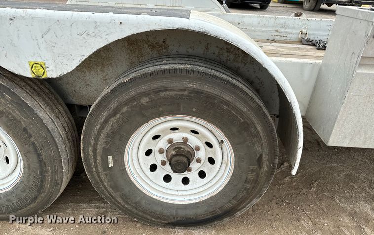 image for item NL9889 2003 SDP  EZ Hauler Series 2 mini digger derrick with trailer