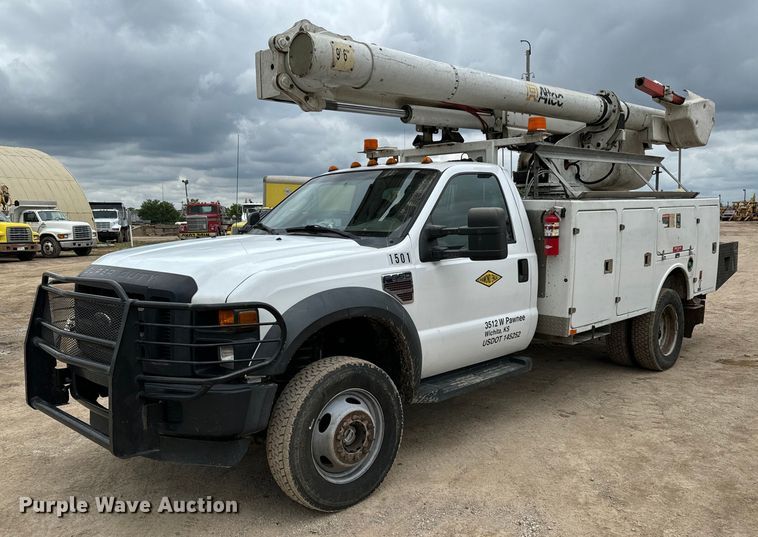 image for item NL9893 2009 Ford F550 Super Duty XL bucket truck