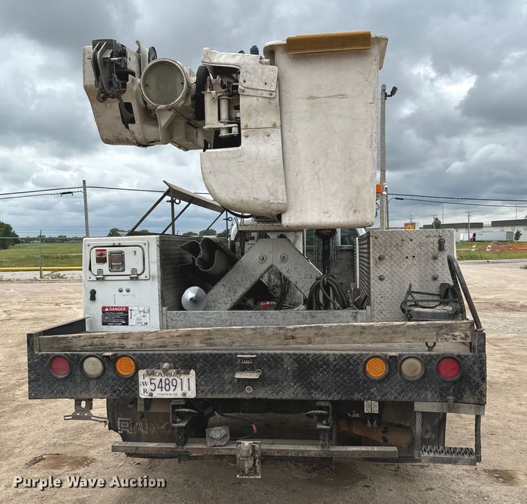 image for item NL9893 2009 Ford F550 Super Duty XL bucket truck