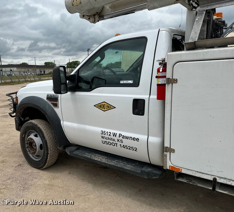 image for item NL9893 2009 Ford F550 Super Duty XL bucket truck
