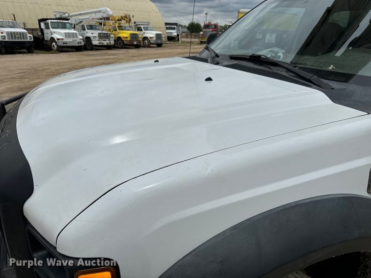 image for item NL9893 2009 Ford F550 Super Duty XL bucket truck