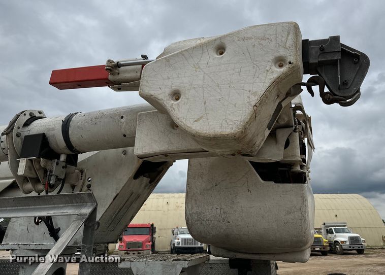 image for item NL9893 2009 Ford F550 Super Duty XL bucket truck