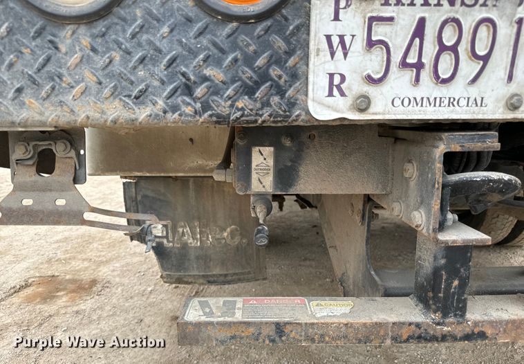 image for item NL9893 2009 Ford F550 Super Duty XL bucket truck