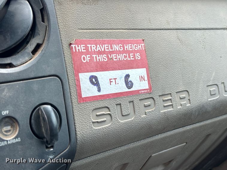 image for item NL9893 2009 Ford F550 Super Duty XL bucket truck