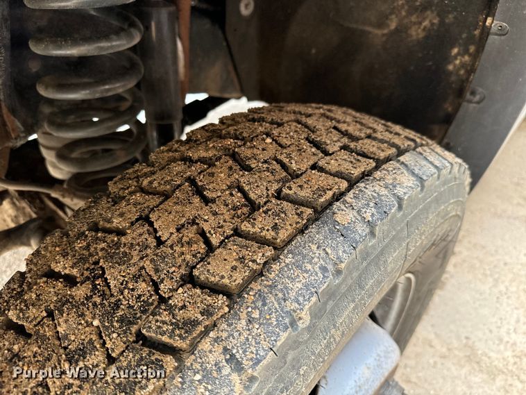 image for item NL9893 2009 Ford F550 Super Duty XL bucket truck